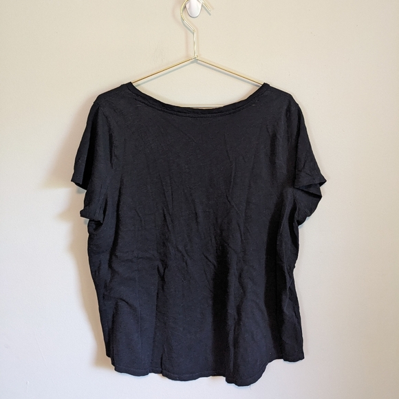 Torrid Black Classic Fit "Professional Eye Roller" Graphic Printed Tee, size 1X - Picture 3 of 4